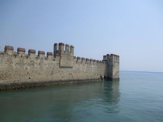 Sirmione: le chateau.