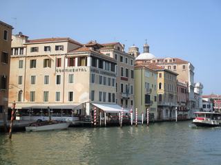Venise: le Grand Canal.