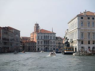 Venise: le Grand Canal.