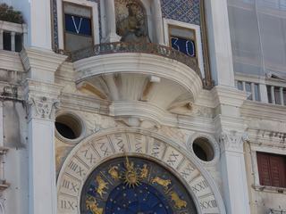 Venise: cadran de la Tour de l'Horloge.