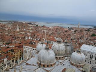 Vue du haut du campanile.
