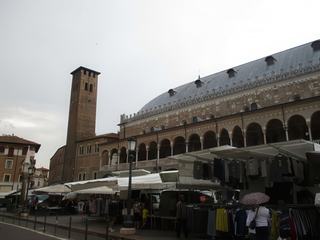Padoue: Piazza della Frutta.