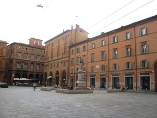 Bologne.
