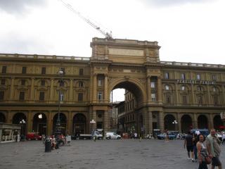 Florence: Piazza della Republica.