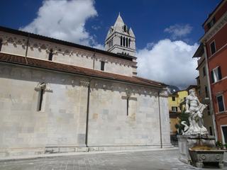 Carrare: la cathédrale.