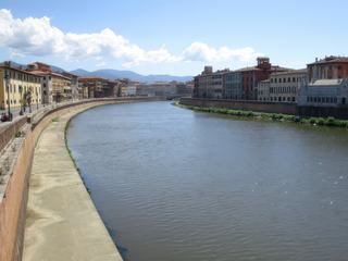 Pise: l'Arno.
