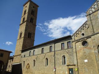 Volterra: la cathedrale.