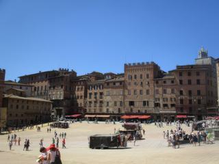 Sienne: Piazza del Campo.