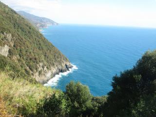Sentier entre Monterosso et Vernazza.