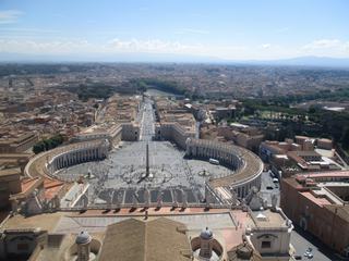 Rome: Vatican - Place Saint-Pierre.