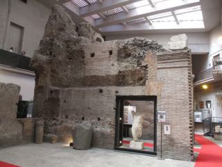 Rome: Piazza Navona, vestiges de l'ancien stade Domitien.