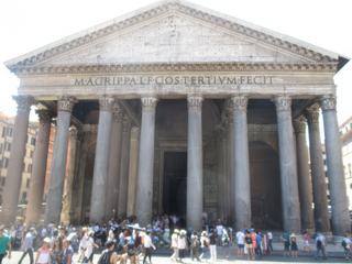 Rome: Panthéon.