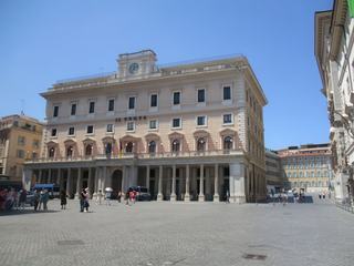 Rome: Piazza Colonna.