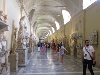 Rome: musées du Vatican (une partie encore "calme"!).