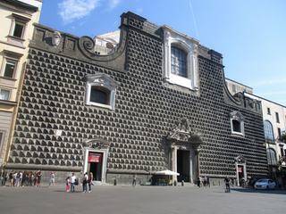 Naples: chiesa del Gesù Nuovo.