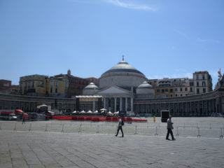 Naples: Piazza del Plebiscito.