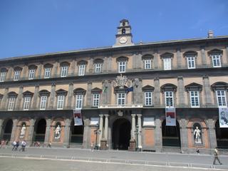 Naples: Piazza del Plebiscito.
