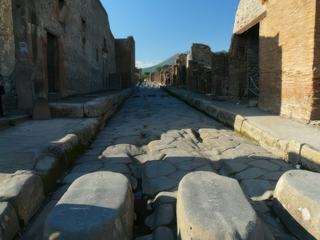 Site de Pompéi: passage piéton de l'époque.