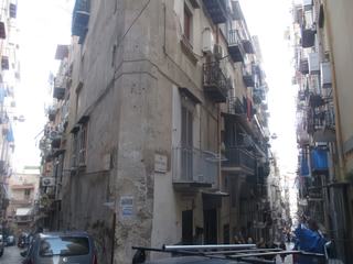 Naples: "Quartieri Spagnoli".