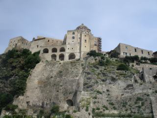 L'île d'Ischia: Castello Aragonese.