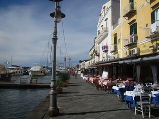 L'île d'Ischia: Ischia Porto.