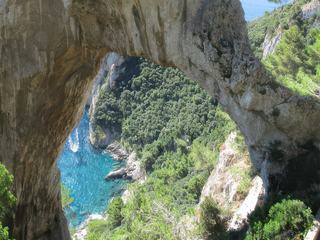L'île de Capri: l'Arco Naturale.