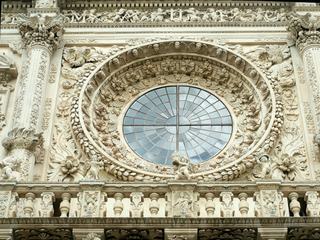 Lecce: basilica Santa Croce - rosace.