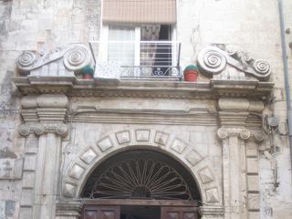 Bari.