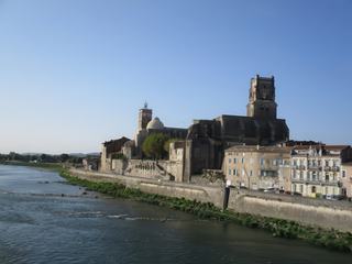 Pont-Saint-Esprit.