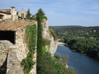 Aiguèze.