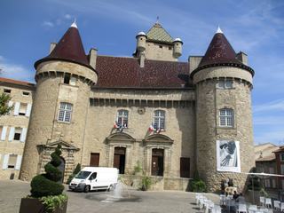 Aubenas: le chateau.