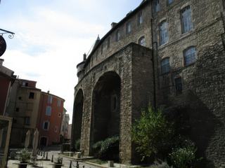 Aubenas: le chateau.