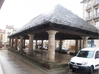 Langogne (sous la pluie battante!).