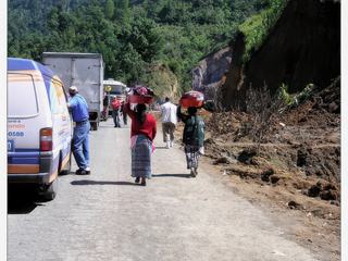 Sur la route qui va de Santiago Atitlan à Quetzaltenango.