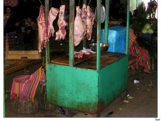 Pas de frigo mais la viande est belle.