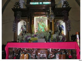 A l'intérieur de l'église.