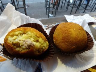 Spécialité sicilienne: les arancine.