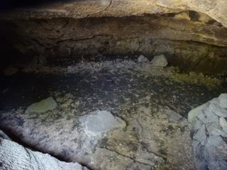 Région de l'Etna: Grotta della Neve (ancienne glacière à neige).