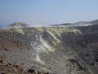 Vulcano: fumerolles de soufre.