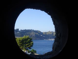 Lipari (* thème "cadre dans le cadre, février 2018, tu te souviens?).