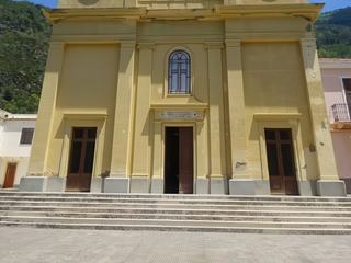 Salina: santuario della Madonna del Terzito.