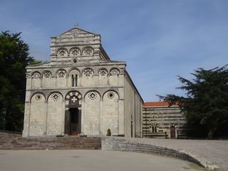 Borruta: monastero San Pietro in Sorres.