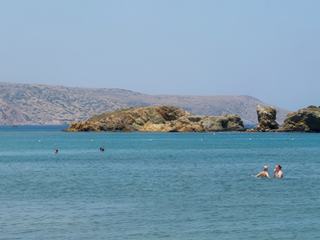 Il est très agréable de se baigner dans les eaux cristallines.