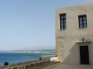 Vue sur Kolymbari depuis la terrasse Est du monastère de Gonia.