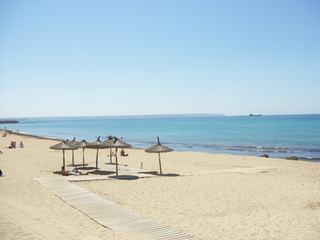 La grande plage de Palma au mois de mai... Un paysage quasi lunaire