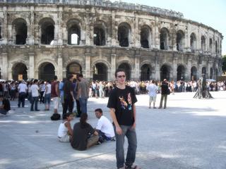 Tout le monde attend pour le concert