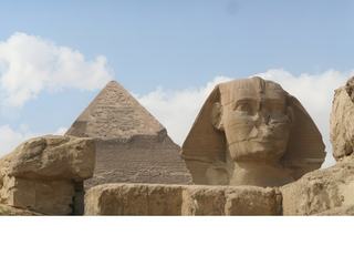 Le Sphinx n'est pas loin...