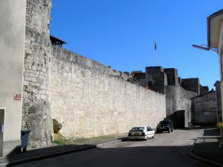 Les remparts.
