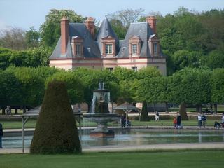 L'une des nombreuses fontaines du parc