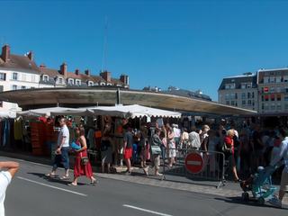 Le marché couvert de Fontainebleau